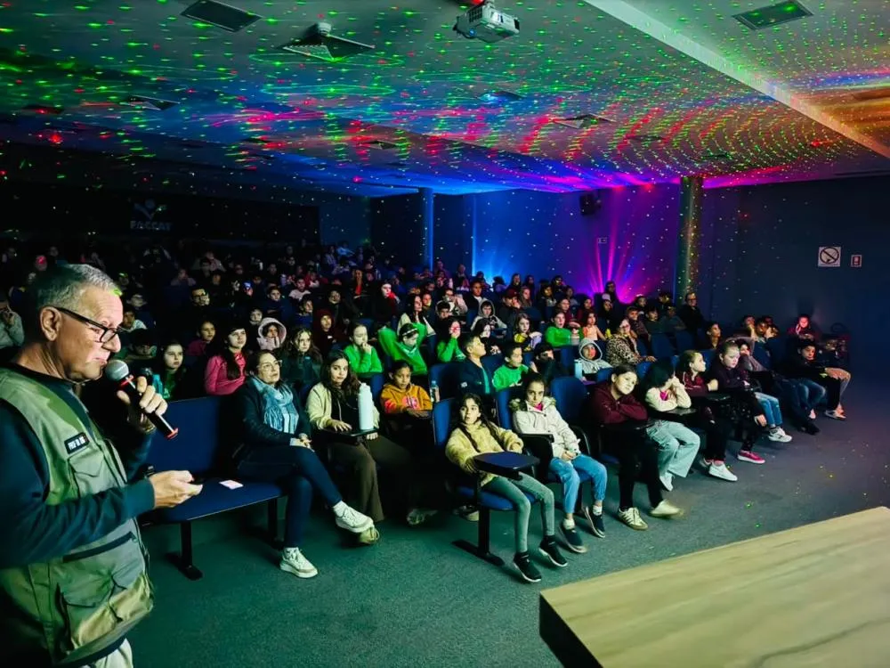 Palestra sobre mudanças climáticas reúne cerca de 250 alunos durante a Quinzena do Meio Ambiente em Taquara